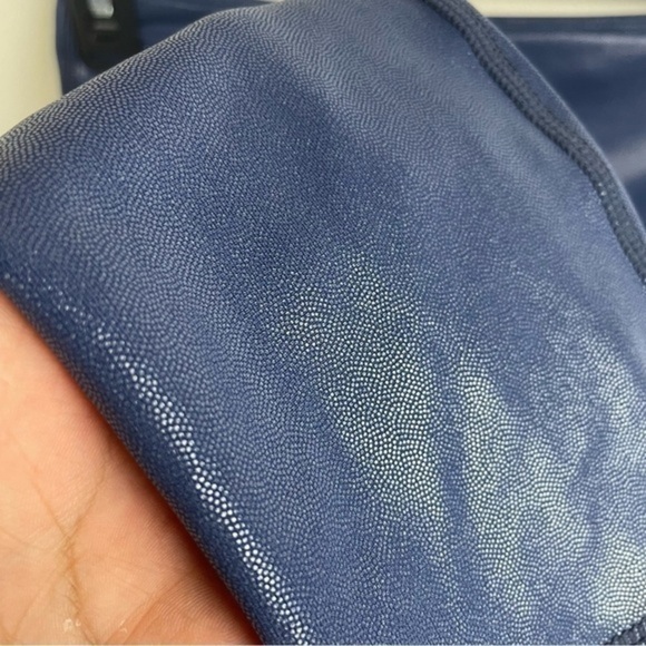 Navy Metallic Plus Light‎ n Tight Hi-rise 7/8 24" - Picture 8 of 9